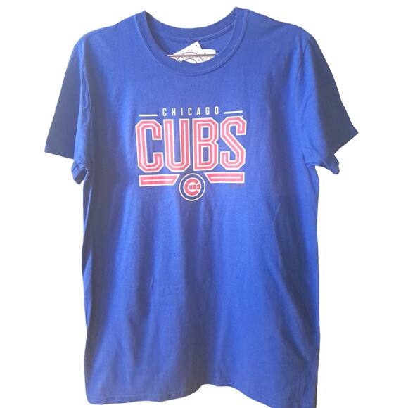 Majestic Chicago Cubs MLB Baseball Graphic Short Sleeve T-Shirt Size Medium NWT - Picture 1 of 4